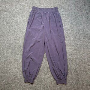 Athleta Savannah Jogger in Lavender Purple Fog Womens Size 6 - Travel / Yoga